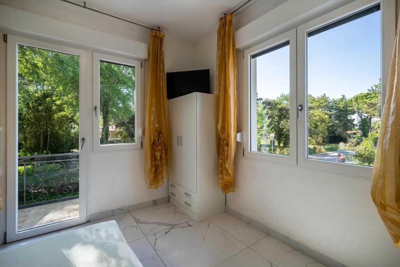 Residenza Maja 4 Apartment Bibione 0*,  Italy