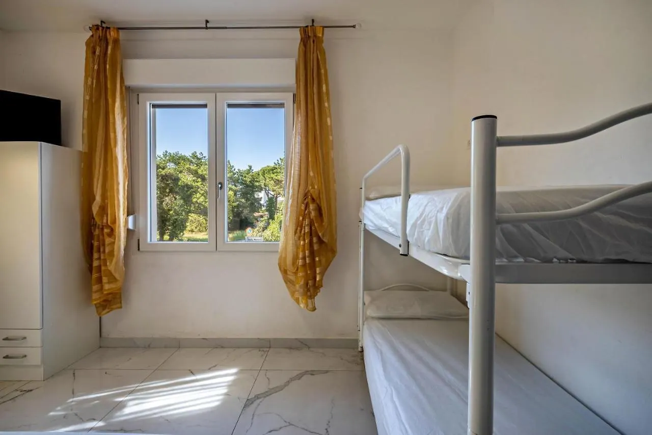 Residenza Maja 4 Apartment Bibione 0*,